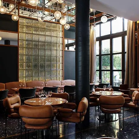 Hotel Le Ballu Parijs