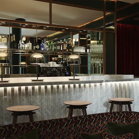 Hotel Le Ballu Parijs