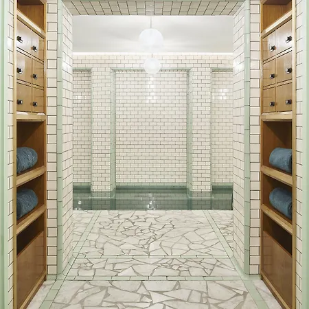 Le Ballu Hotel Parijs