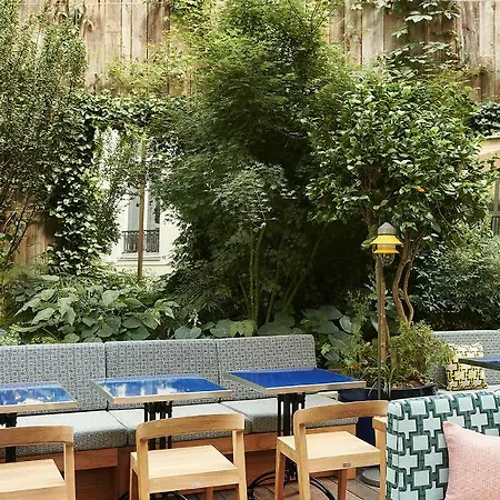 Hotel Le Ballu Paříž