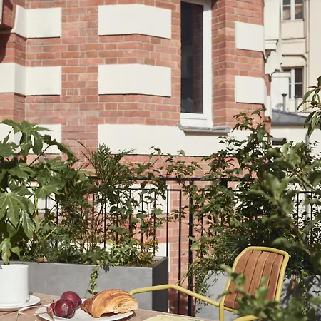 Hotel Le Ballu Paris